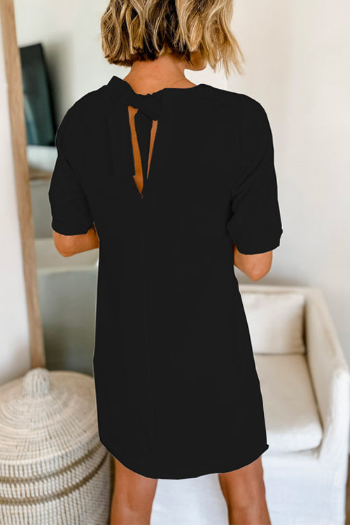 Elegantes Heidi -Bow Back Kurzarm Mini Shift Kleid