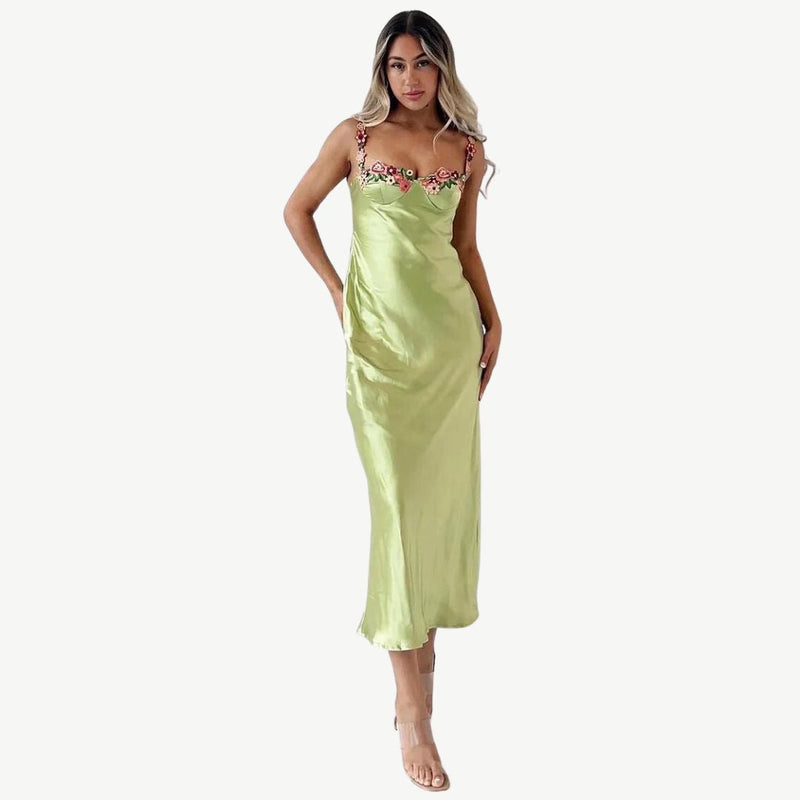 Elegantes Satin Kleid für Gartenpartys