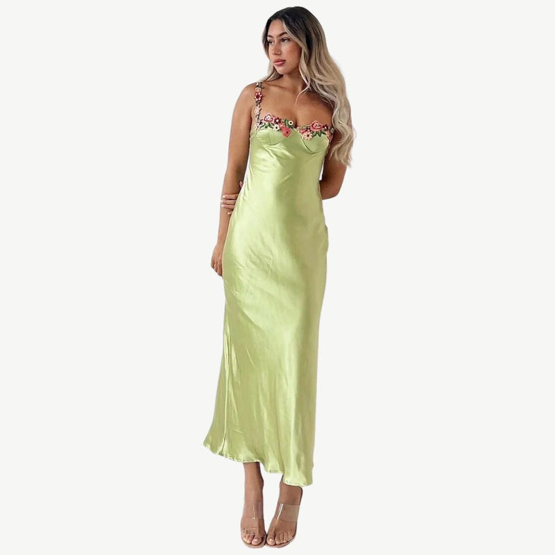 Elegantes Satin Kleid für Gartenpartys