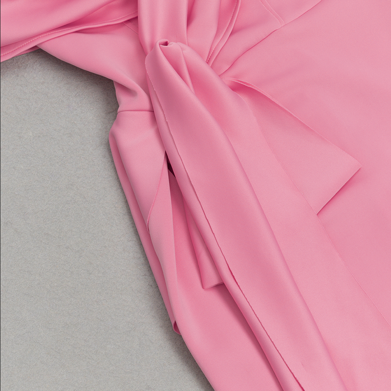 Schulterfreies Midikleid mit Rüschen | Rosa