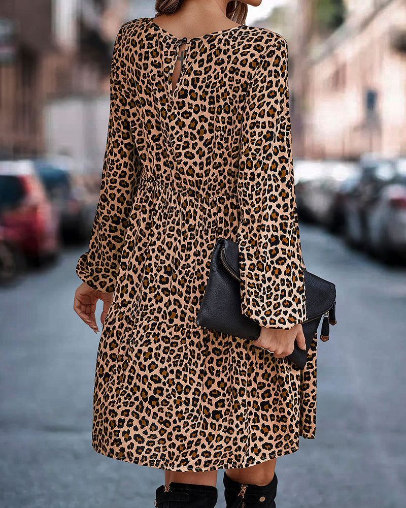 Leichtes | Bequemen Langarm Kleid mit Leopardenmuster für dich