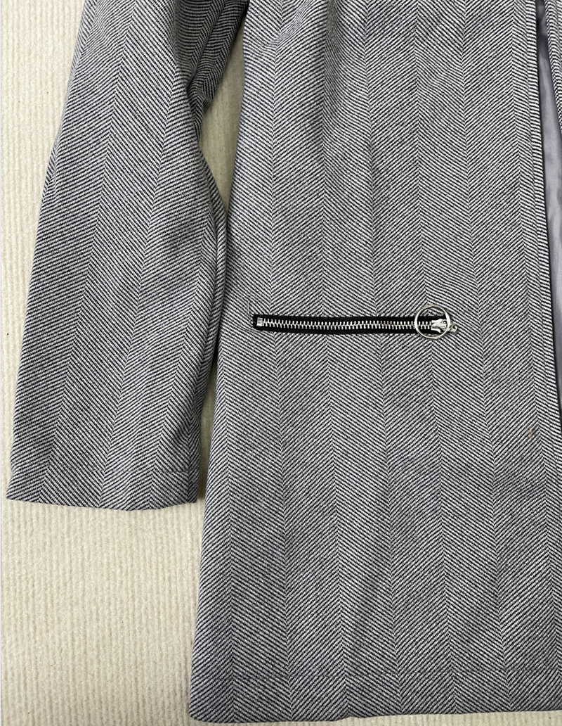 Elegante graue Jacke für warme Tage