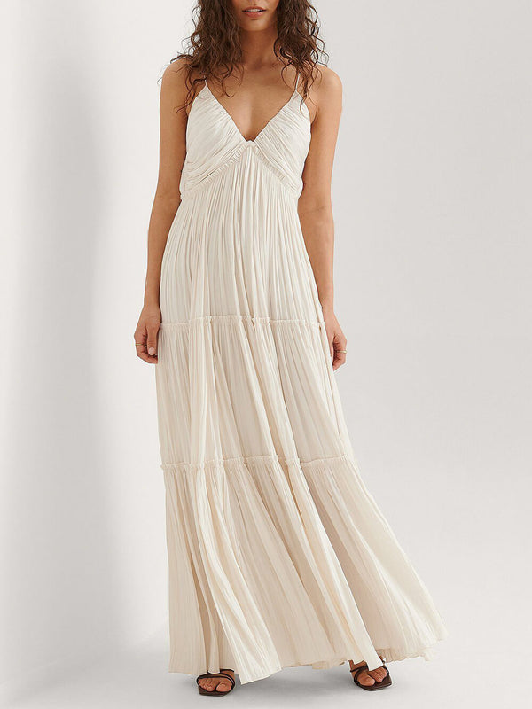 Elegantes Maxikleid Mit Faltenrock Aus Satin