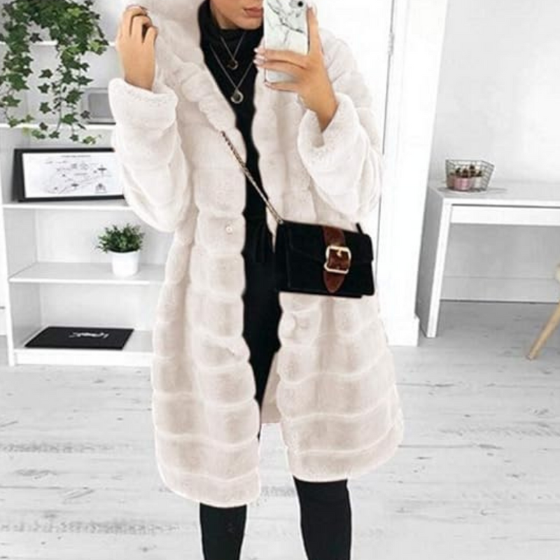 Warme und elegante Winterjacke mit Kapuze