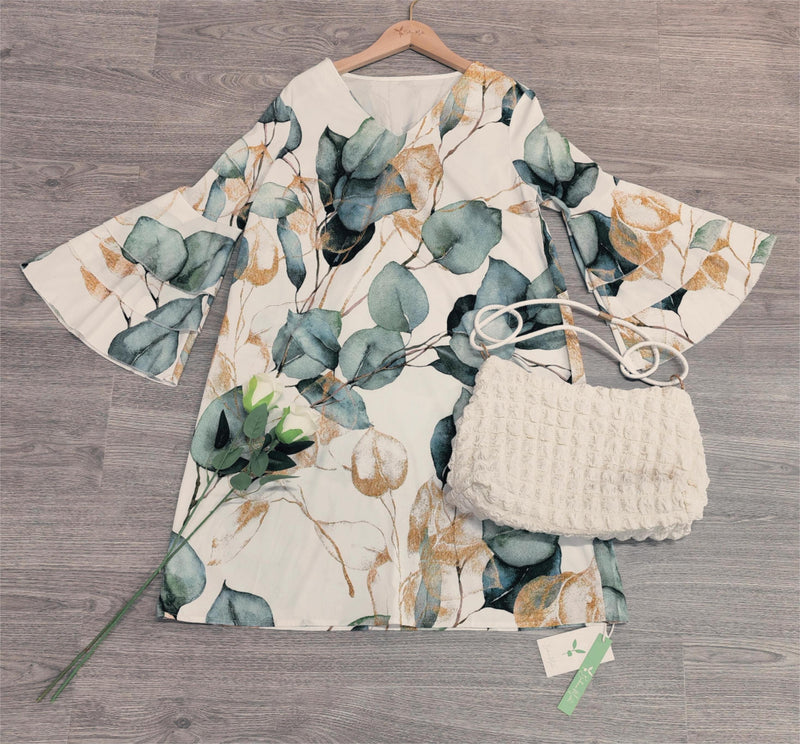 Veronika - Besonderes Minikleid mit 3/4 Ärmeln
