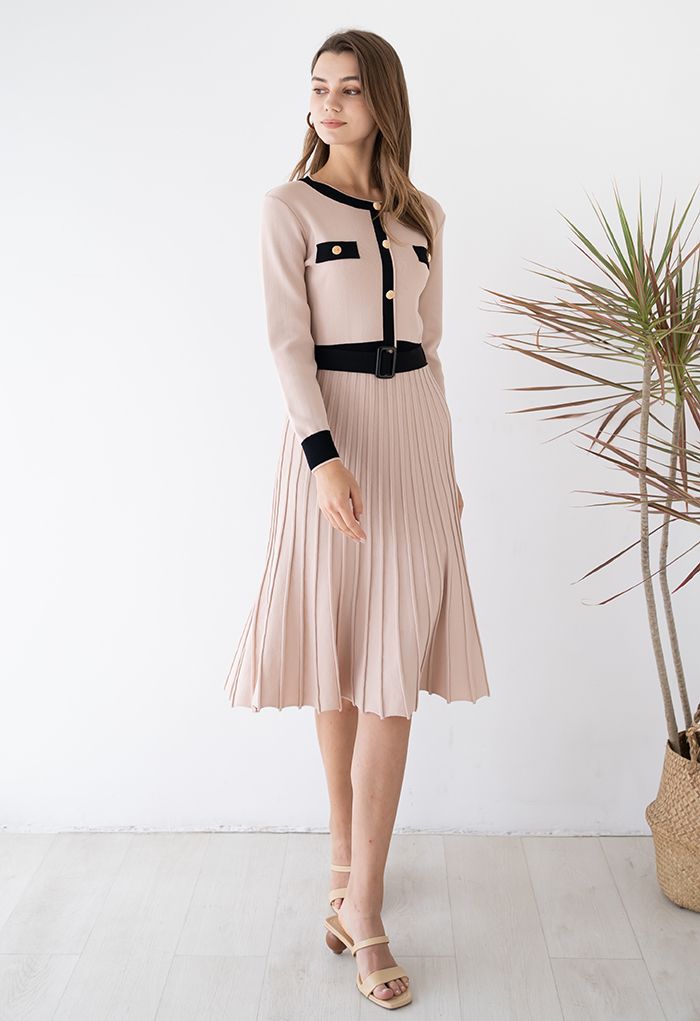 Helene - Plissee-Strickkleid mit kontrastierendem Gürtel
