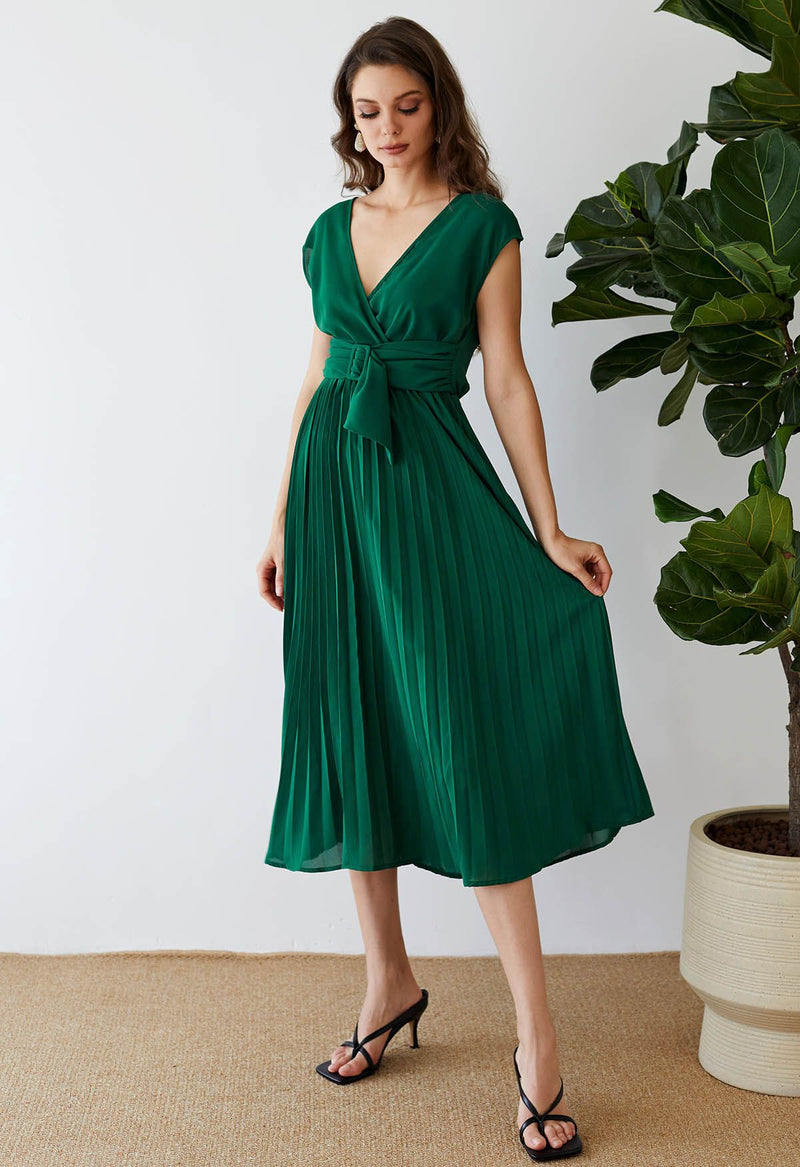 Lorelei - Ärmelloses Kleid mit Falten und Schärpe In Grün
