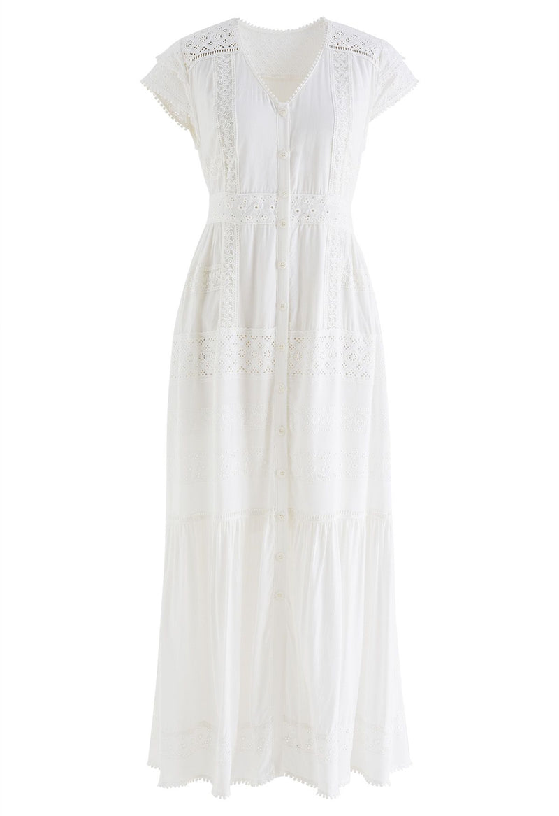 Sonja - Kleid mit Knöpfen und Zierleiste mit Stickerei in Schleife