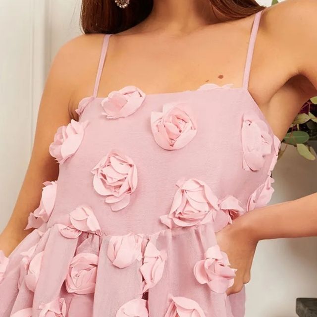 Elegantes Maxikleid mit Blumen für Feste