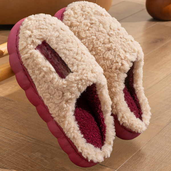 CAROLYN - Stilvolle Pantoffeln für Damen