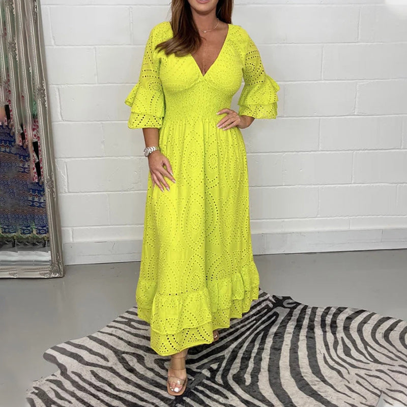 Angela - Midikleid mit bestickten Anglaise-Rüschen an den Ärmeln