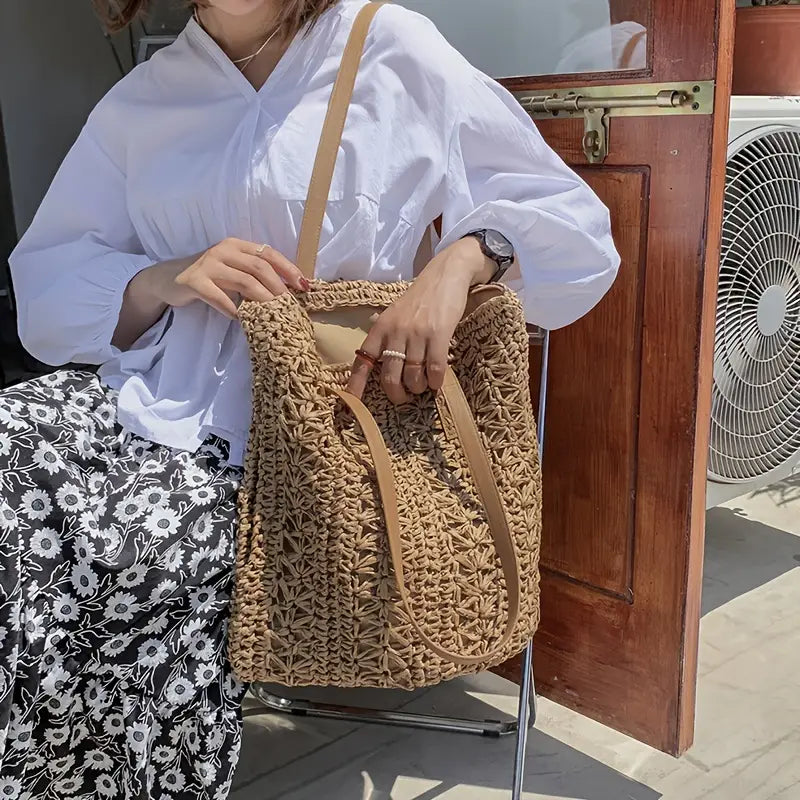 Gewebte Strandtasche für den Sommer