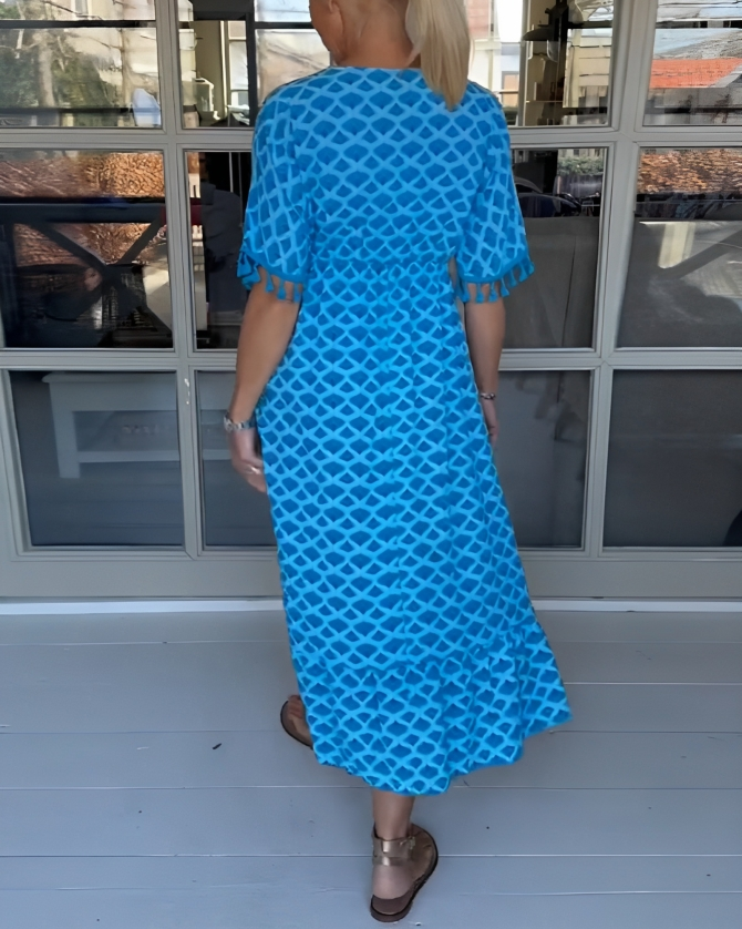 TiaMaria - Elegantes Hochtailliertes Kleid