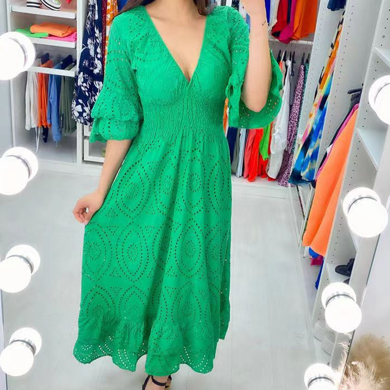 Angela - Midikleid mit bestickten Anglaise-Rüschen an den Ärmeln