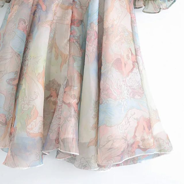 Heidi - Elegantes Kleid mit Blumenmuster und Puffärmeln