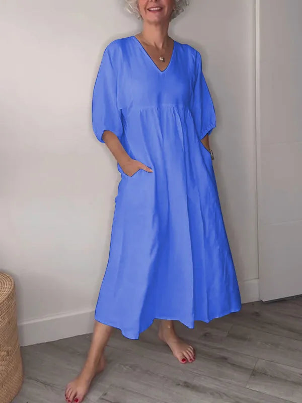 Kleid mit V-Ausschnitt aus Baumwolle und – bequem und stilvoll