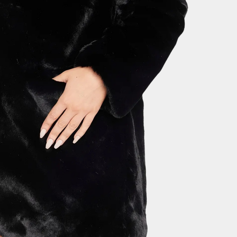 Weiche und elegante Damenjacke