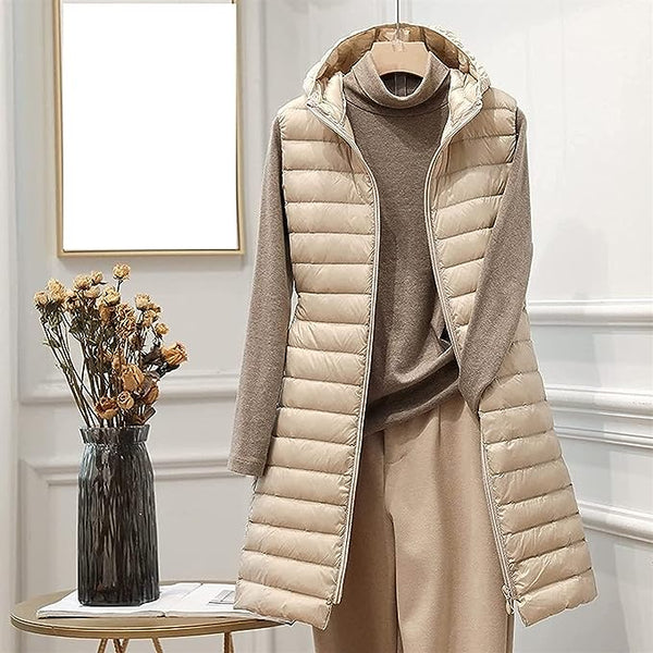Aya - Stylische und leichte Jacke mit Kapuze