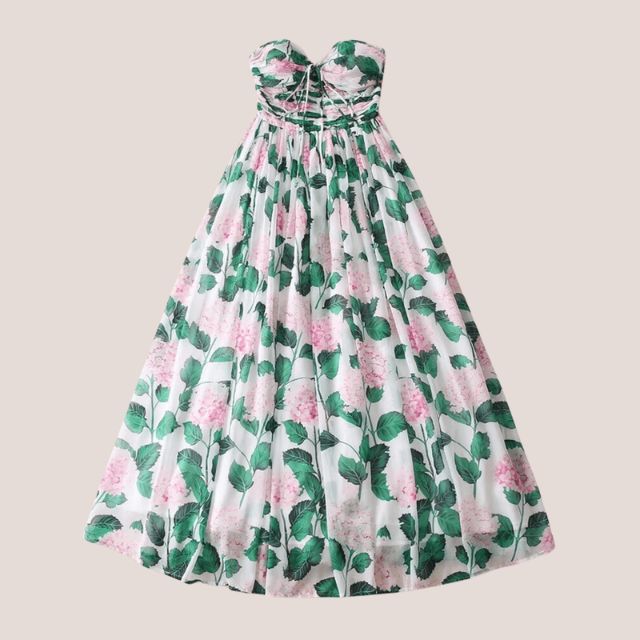 Elegantes Maxikleid mit Blumenmuster und gerafftem Oberteil