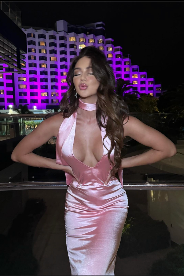 Elegantes Satin Kleid Mit Bindekragen Für Frauen