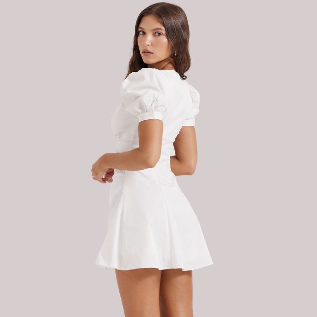 Elegantes Heidi -Baumwoll-Minikleid mit Knopfleiste