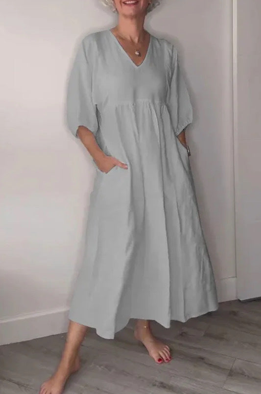 Kleid mit V-Ausschnitt aus Baumwolle und – bequem und stilvoll