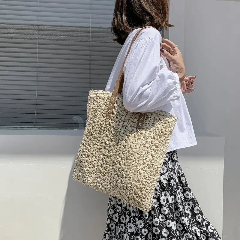 Gewebte Strandtasche für den Sommer