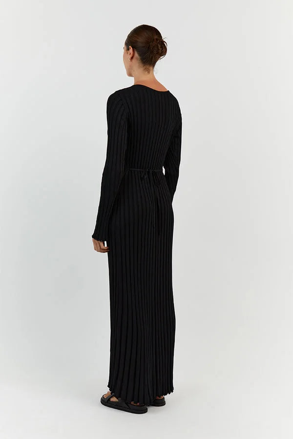 Stilvolles Midikleid mit langen Ärmeln