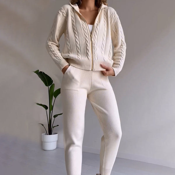 Bequemes elegantes Strickjacken-Set
