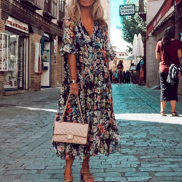 Bequeme Eleganz: Blümchen Sommerkleid für strahlende Tage