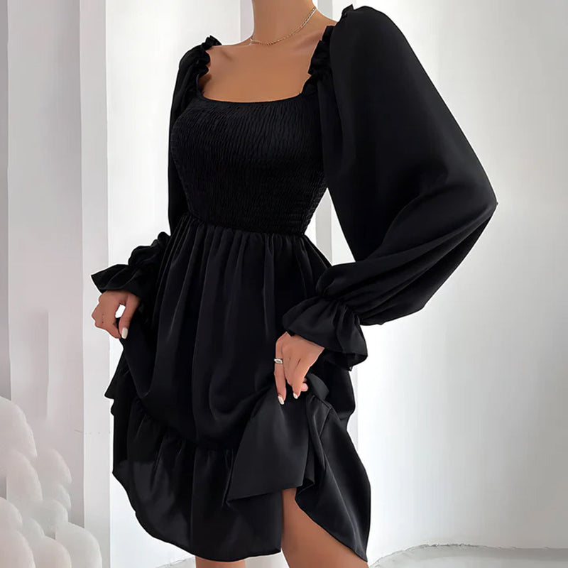 Elegantes Mini-Kleid mit Verspielten Rüschen für Jeden Anlass