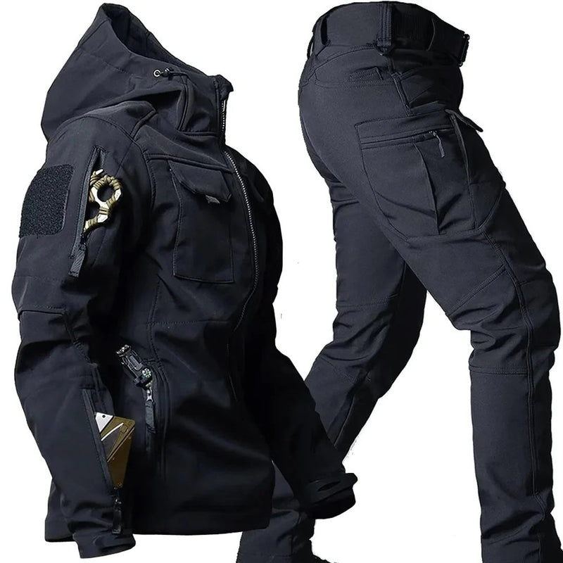 Stylischer winddichter Hoodie und Cargo-Hose Set