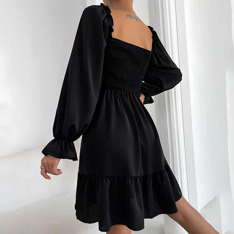 Elegantes Mini-Kleid mit Verspielten Rüschen für Jeden Anlass