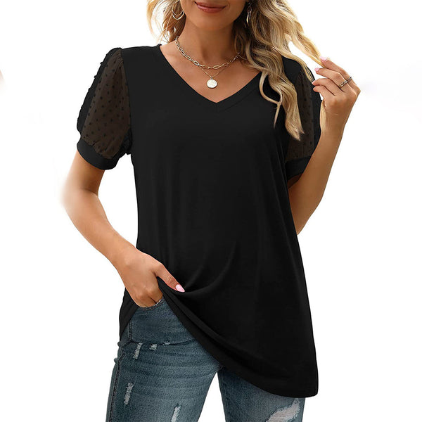Amoura - Stylisches Shirt mit V-Ausschnitt