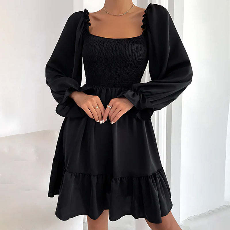 Elegantes Mini-Kleid mit Verspielten Rüschen für Jeden Anlass