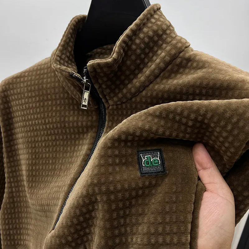 Weiche und warme Winterpullover