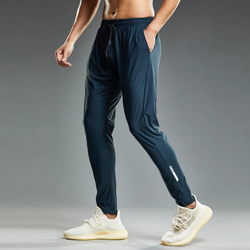 ALVI - Lässige Jogginghose für Herren
