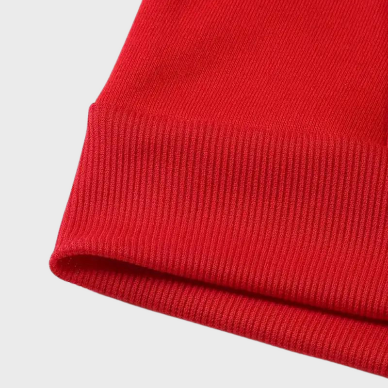 Stylischer und bequemer kleiner Herz-Kapuzenpullover
