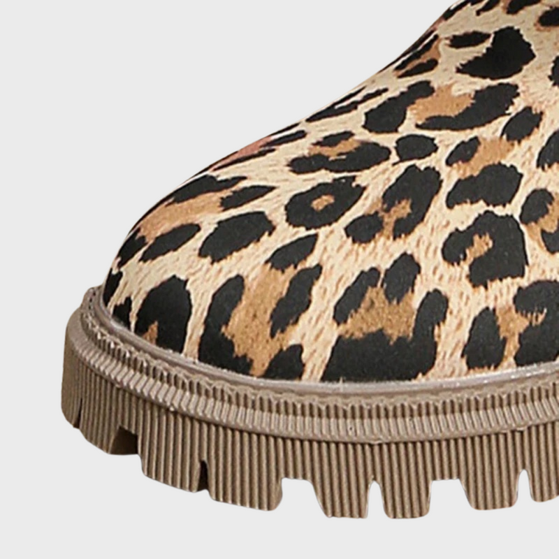 Elegante und warme Damenstiefel im Luipaarddesign