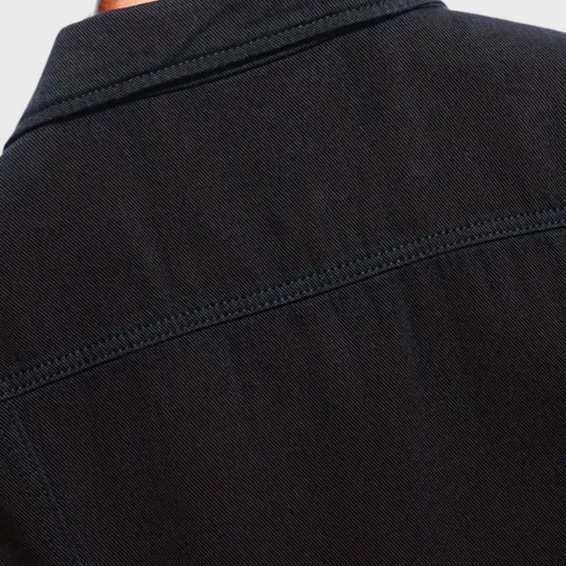 Modischer und bequemer Herrenpullover