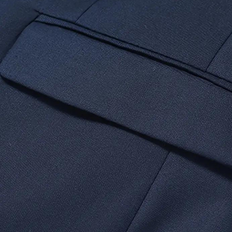 Eleganter bequemer Herrenpullover