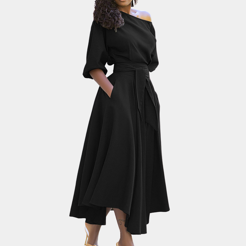 Bequeme, figurbetonte Damenkleid mit Taillengürtel