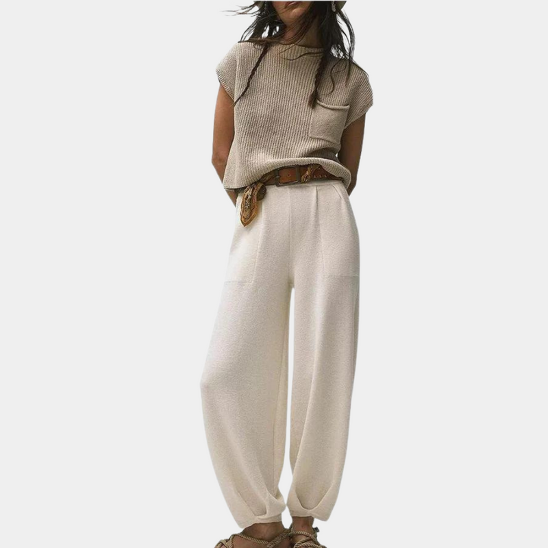 Emma – Damen-Set aus Oberteilen und Hosen