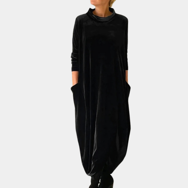 Elegante warme Damenwinterkleidung für stilvolle Anlässe