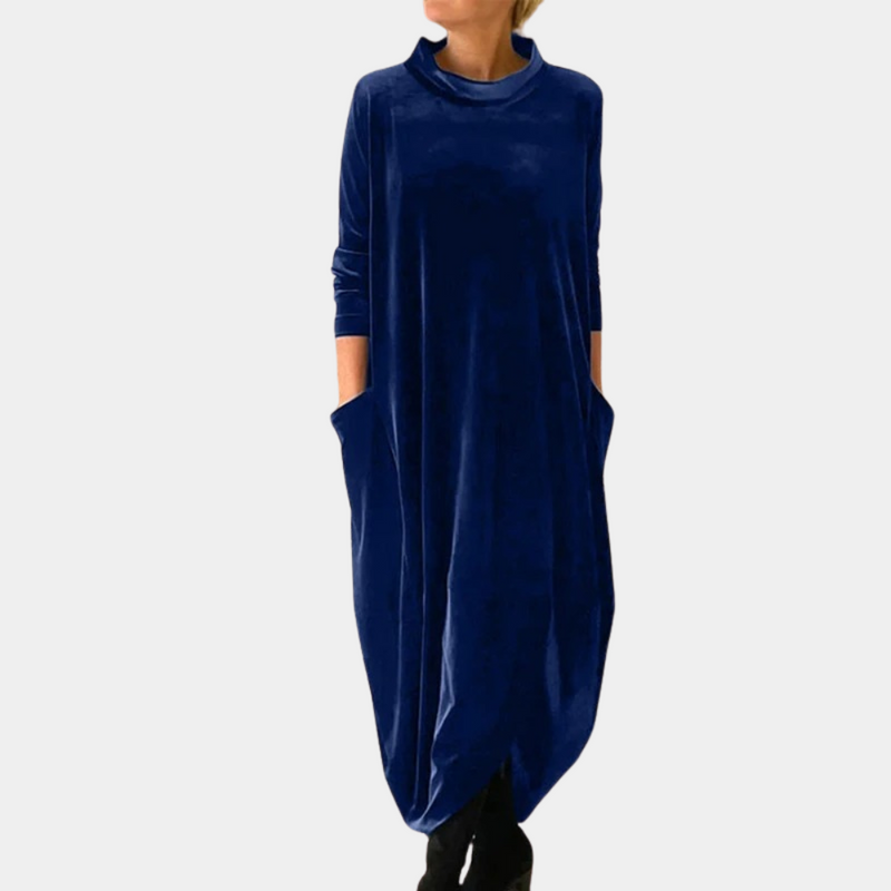 Elegante warme Damenwinterkleidung für stilvolle Anlässe