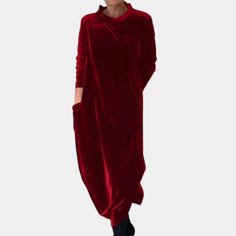 Elegante warme Damenwinterkleidung für stilvolle Anlässe