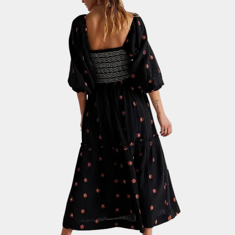 Bequemes elegantes Blumenkleid für stilvolle Damen
