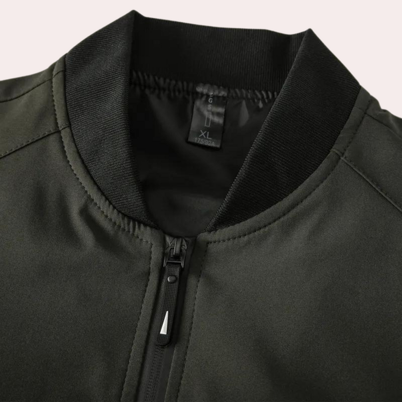 Leichte und modische Jacke für Männer