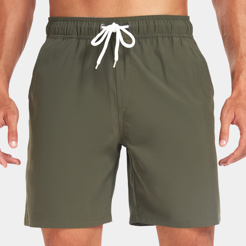 Trendige Bade-Shorts für Herren