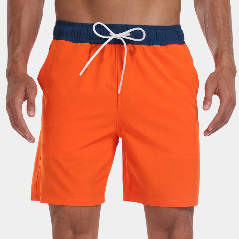 Trendige Bade-Shorts für Herren